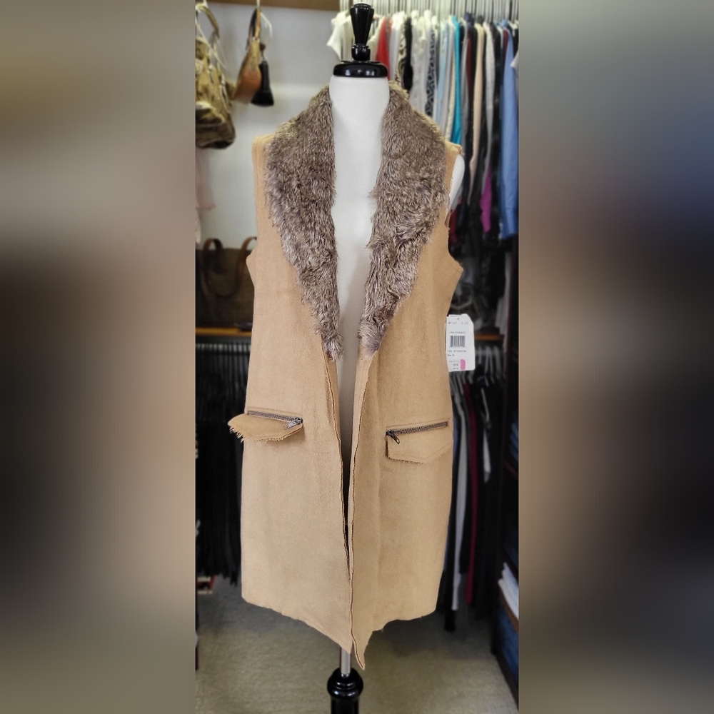 Jolt, Tan Vest, M